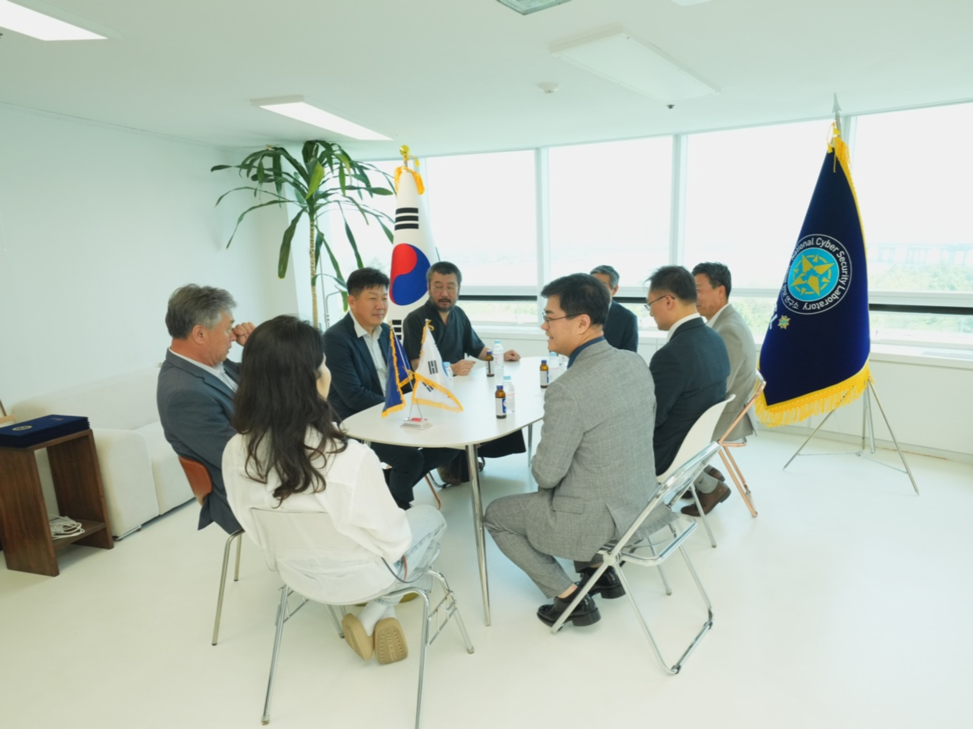 사이버안보연구소 위원 위촉식 및 간담회